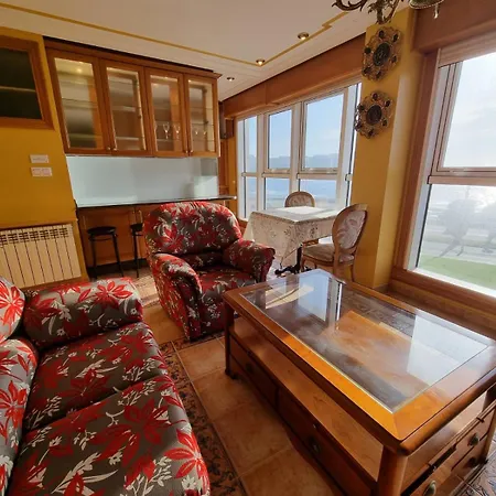 Vibes Coruna-mirando Al Mar * א-קורוניה